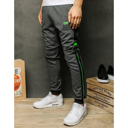 Tmavosivé tepláky pre pánov UX2460