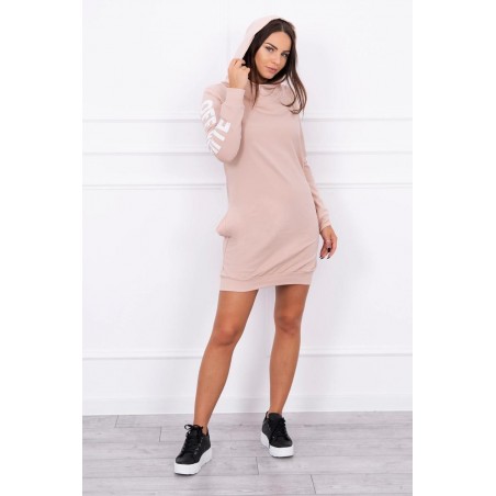 Mikinové dámske šaty 62072 - púdrovo béžové