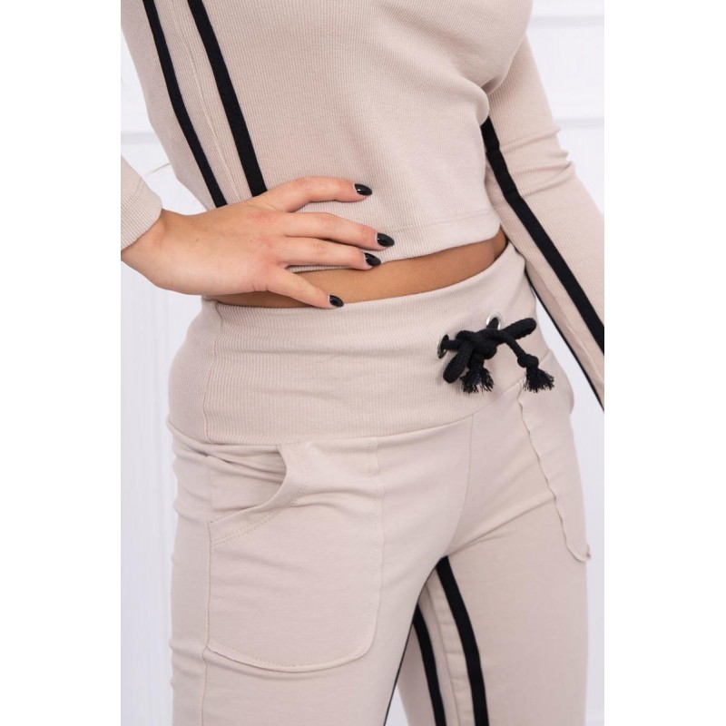 Béžovo-čierna dámska tepláková súprava 8958