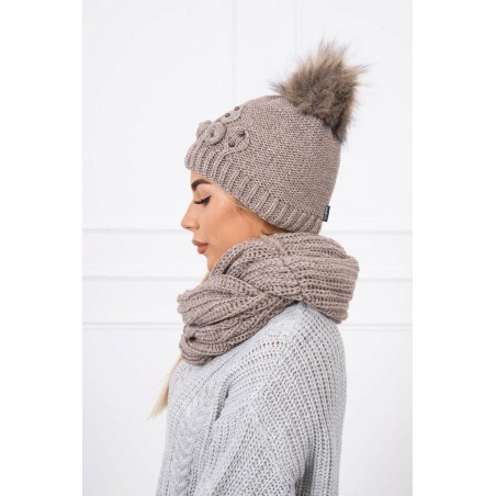 Dámska súprava čiapky a šálu K130 - tmavobéžová