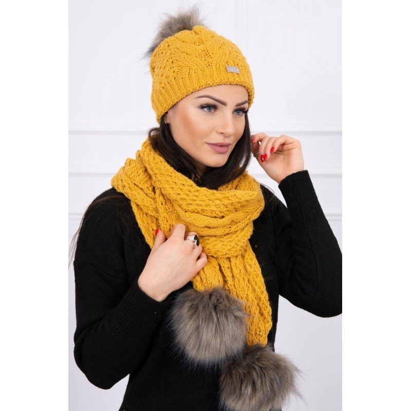 Horčicová dámska súprava čiapky a šálu K110