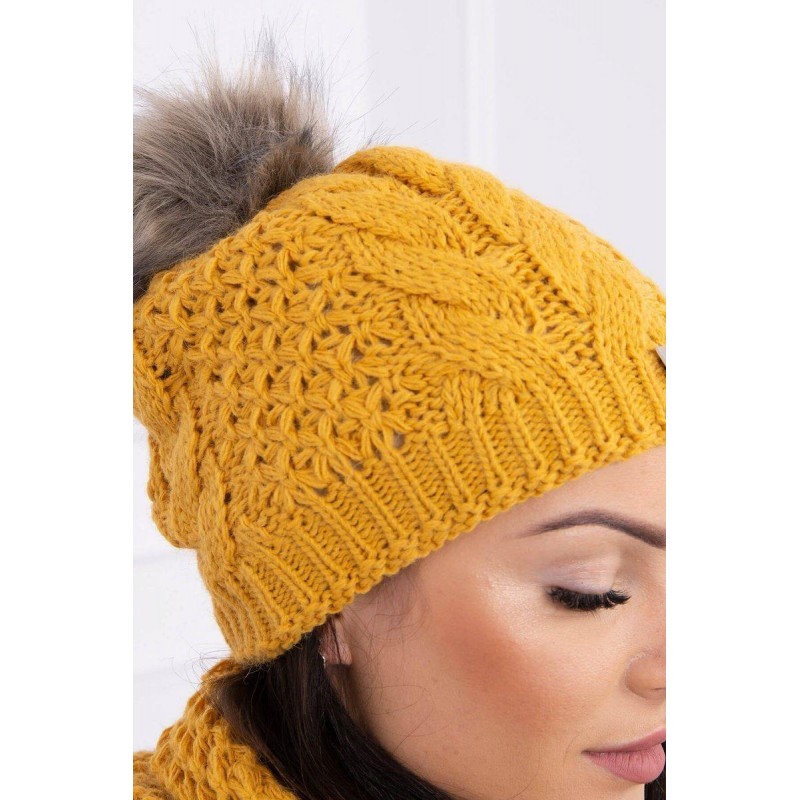 Horčicová dámska súprava čiapky a šálu K110