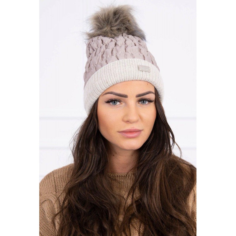 Béžová dámska čiapka K160