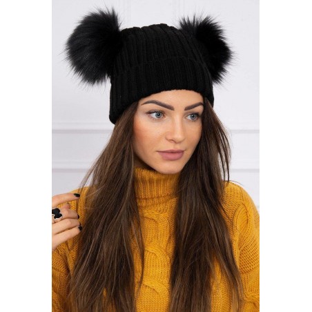 Dámska čiapka s dvomi brmbolcami 2 pompony - čierna