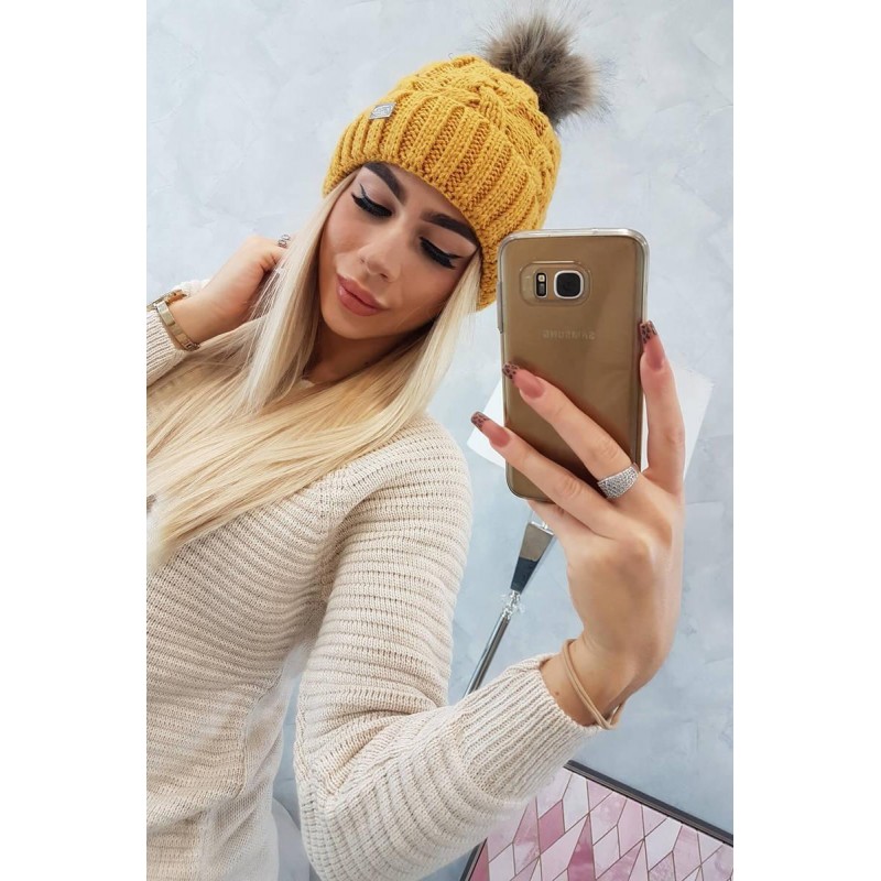 Dámska čiapka s brmbolcom K162 - horčicová