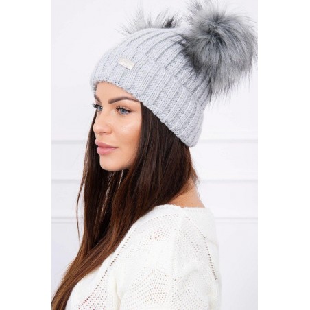 Dámska čiapka s dvomi brmbolcami 2 pompony - svetlosivá