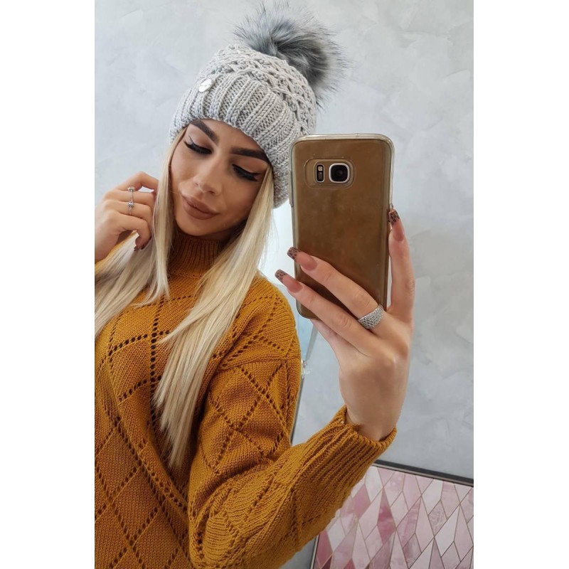 Svetlosivá pletená dámska čiapka K165