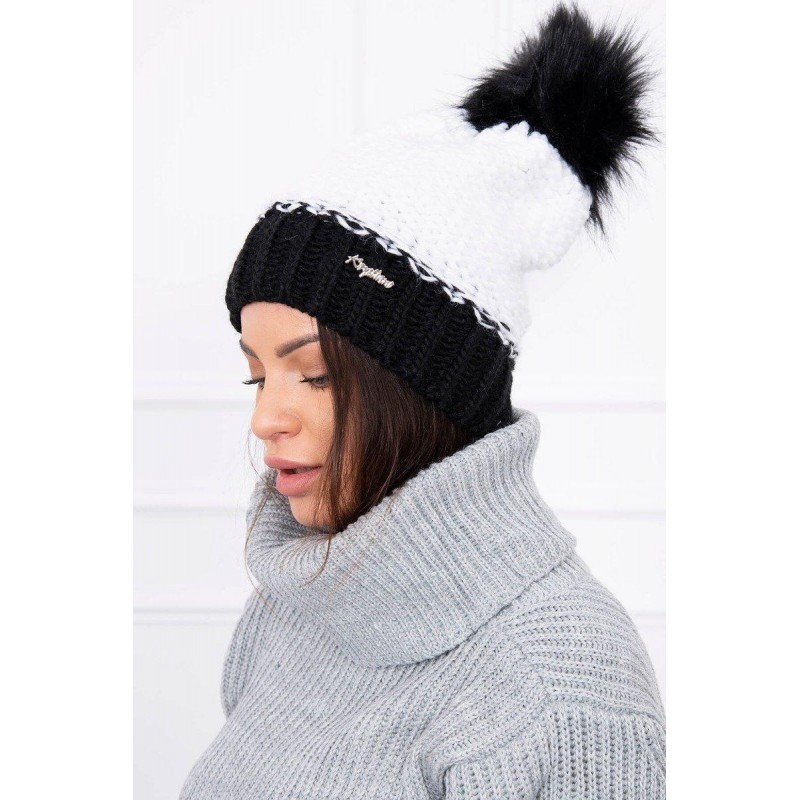 Dámska čiapka K114 - bielo-čierna