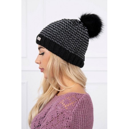 Dámska pletená čiapka s brmbolcom K179 - čierna