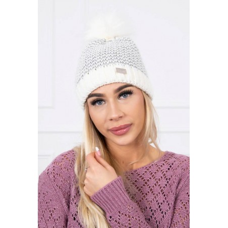 Dámska pletená čiapka s brmbolcom K179 - svetlosivá