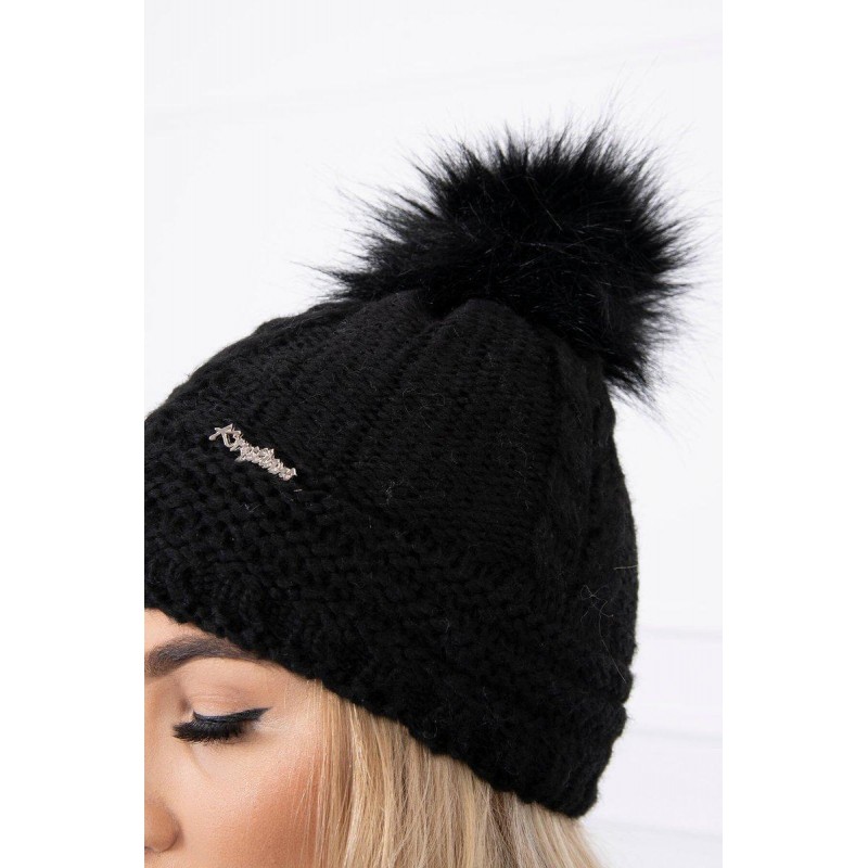 Teplá dámska čiapka K182 - čierna